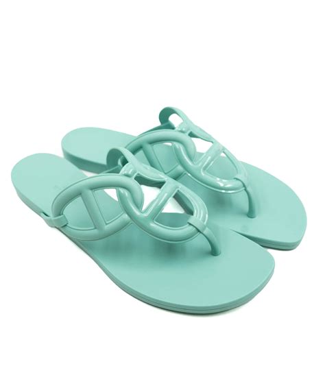 hermes aloha sandals true to size